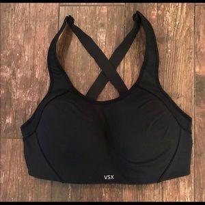 Victoria's Secret VSX Sports Bra 36D